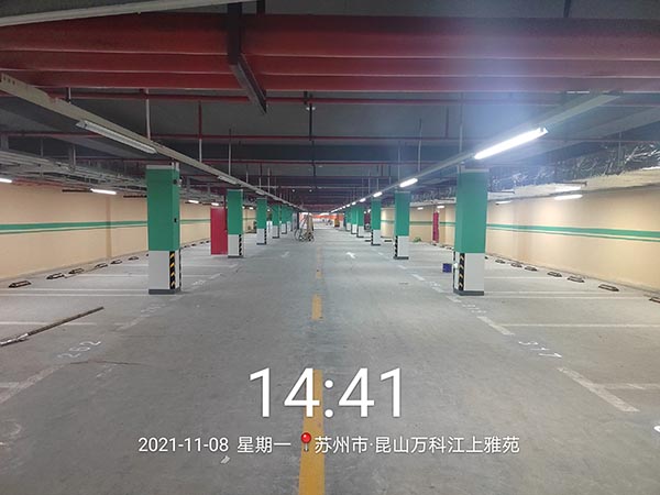 道路划线，车位划线，停车位划线