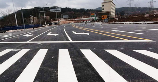 苏州道路划线分析，一条路最多有几条实线